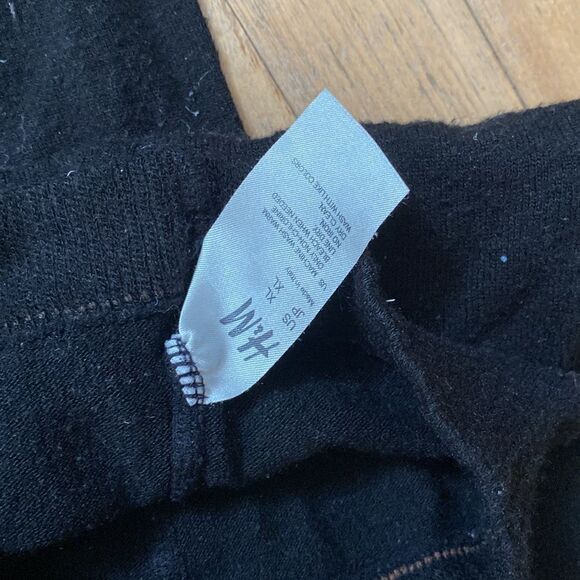 Bundle of two pairs of tights, H&M black and unlabeled gray. - Picture 4 of 6